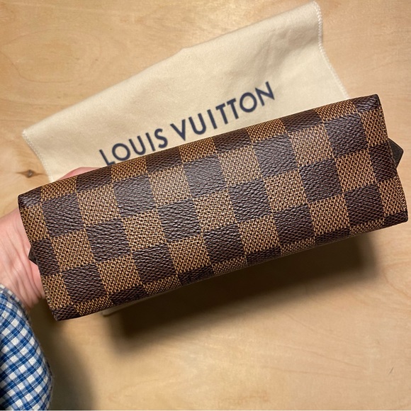 Louis Vuitton Cosmetic Pouch PM in Damier Ebene - Picture 6 of 10